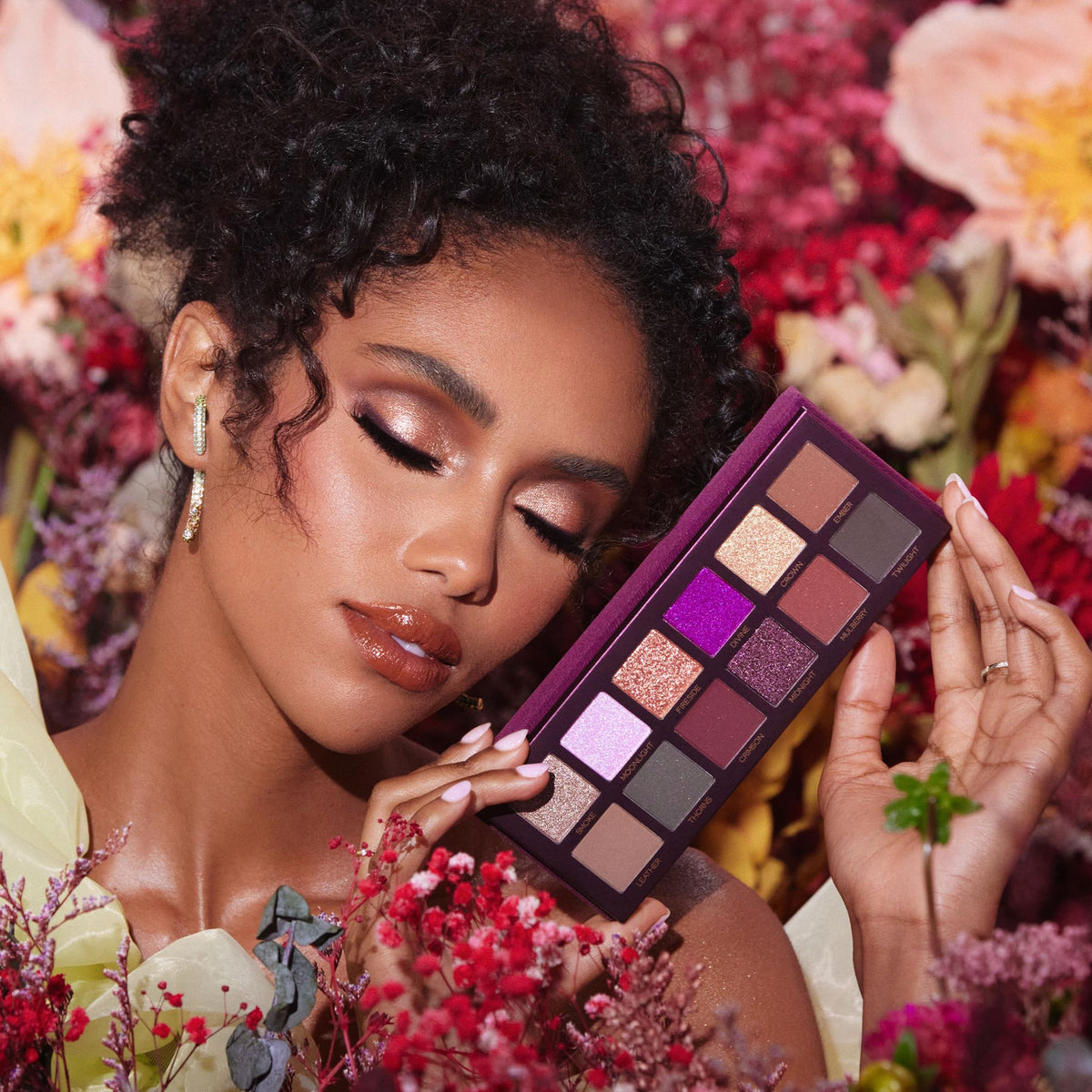Anastasia Beverly Hills Essential Eyeshadow Palette – 14-Shade Artistry Collection