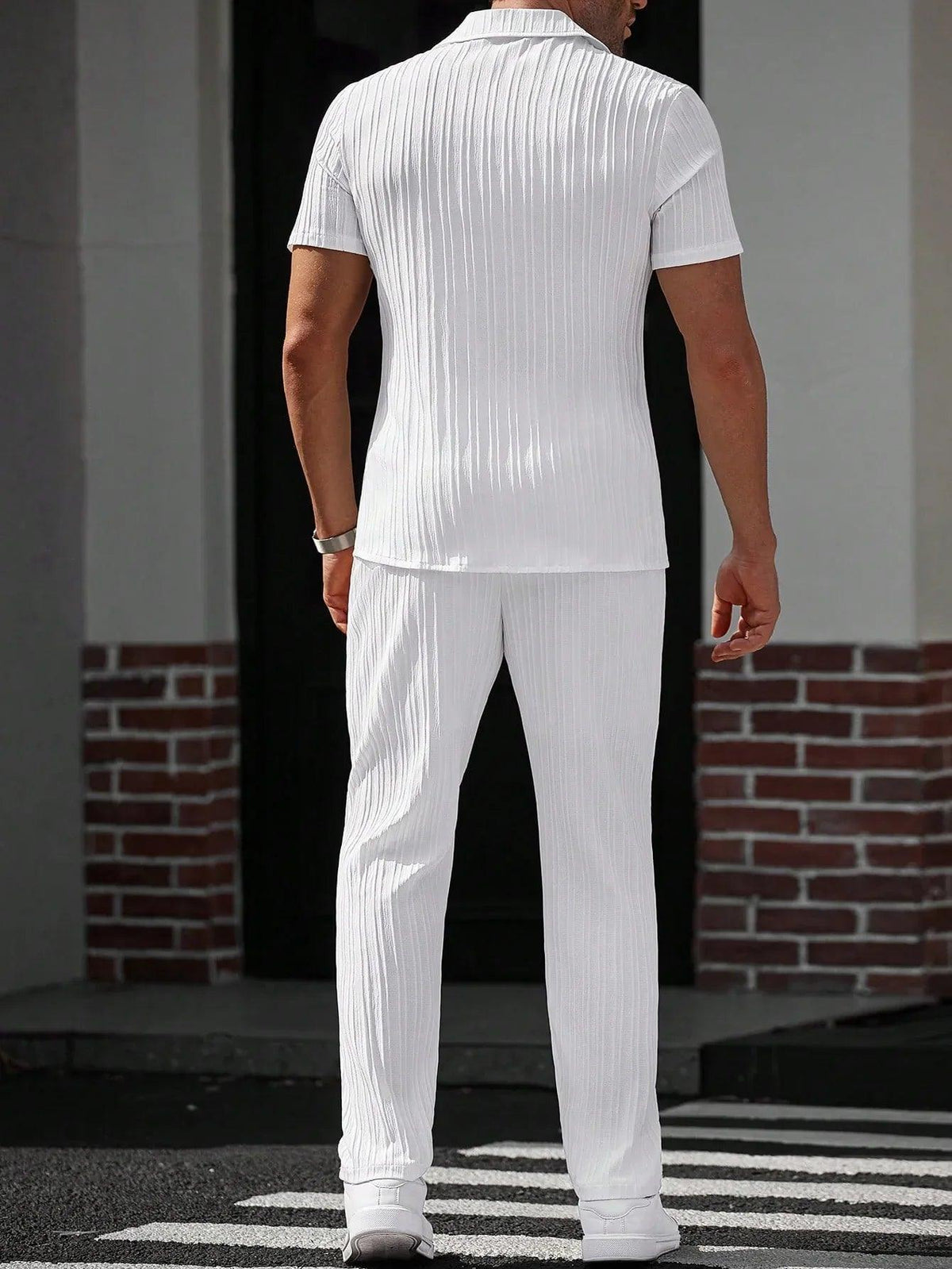 Manfinity Casualcool Men'S Solid Color Short Sleeve Single-Breasted Shirt and Pants Casual Suit White Men'S Outfit Men'S White Outfits Men'S 2 Pieces Outfits White - Dazzling Beauty Solution