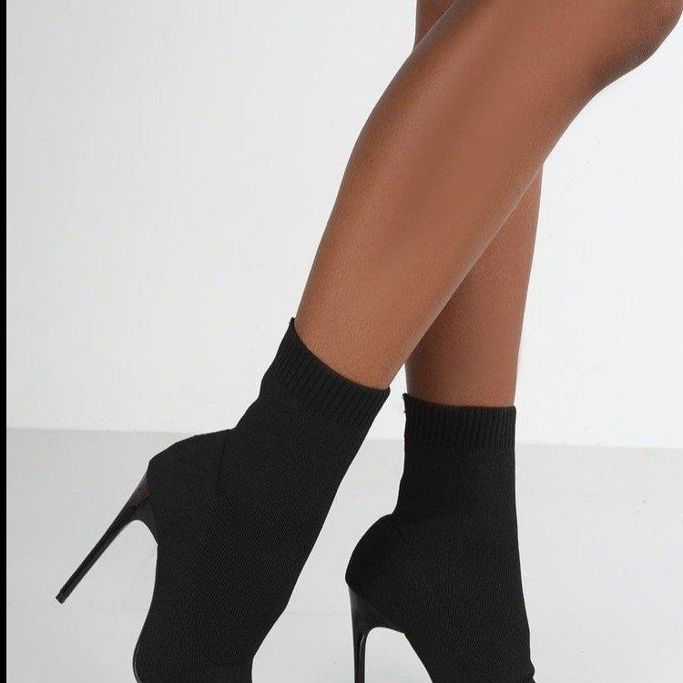 Women's Pointed-Toe Knitted Stretch Boots - High Heel Stiletto Booties